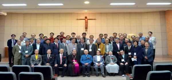 5월 17일(수) - < 6 > 소신학교 졸업생들의 특별한 스승의 날 행사